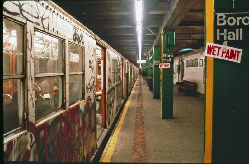 Illustration for article titled 37 Rare and Beautiful Images of the NYC Subway in the 1980s